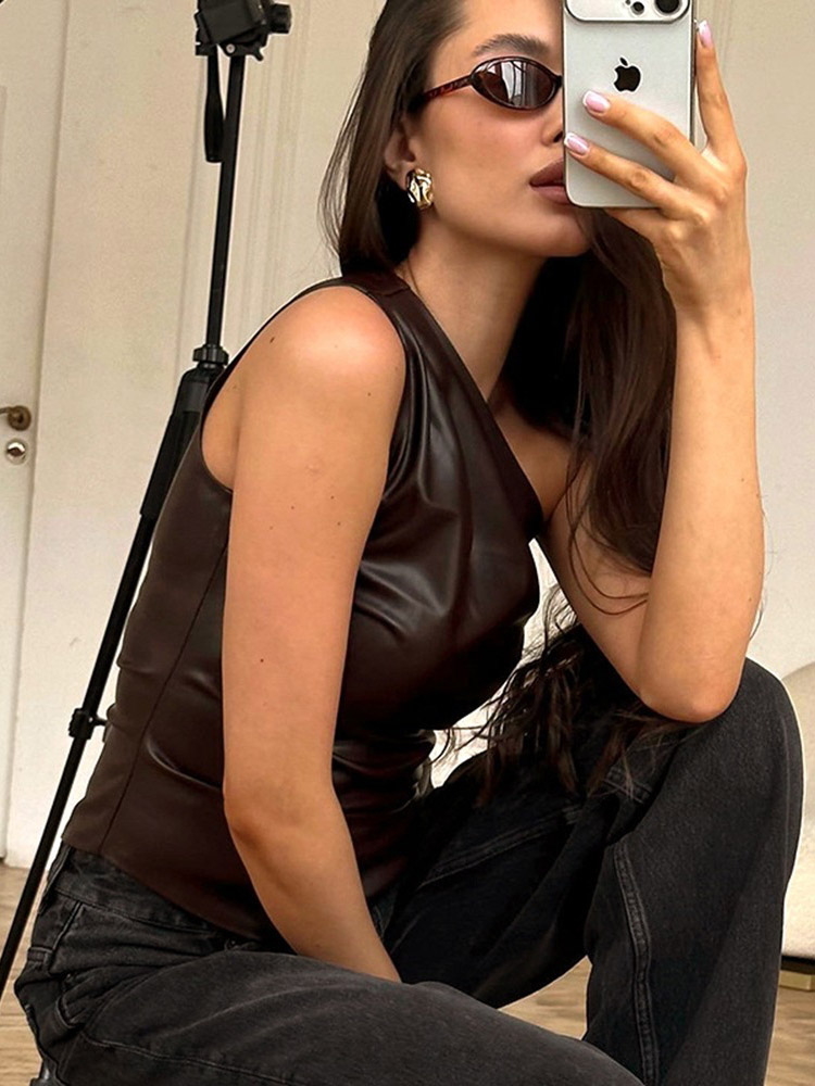 Street Fashion Fall 2025 - Pure Color Slim One-Shoulder Sleeveless Jacket