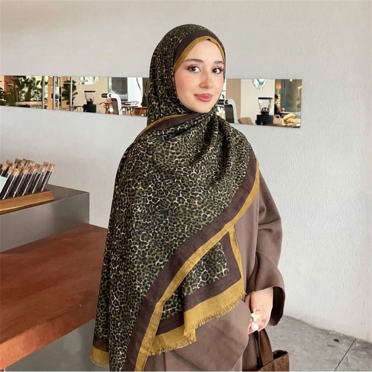 Vintage Leopard Print Hijab Sc - đánh giá và giá Street Fashion Hijab